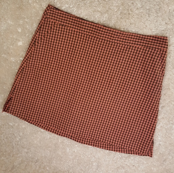 Lady Hagen Dresses & Skirts - Lady Hagen Peach and Black Checkered Golf Skort